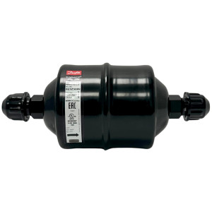 Danfoss 023Z5009 1/2in Liquid Line Refrigerant AC Filter Drier hvac refrigeration Flare 6.7-10tons Unidirectional 6-7/8in Long 3-1/8in Wide DCL 164