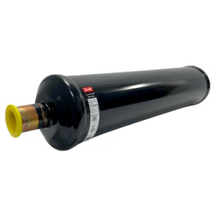 Danfoss 023Z0036 Filtro Secador DCL 607s 7/8pulg Soldable 8-8.5tons Unidireccional 39.7cm Largo 8cm Ancho 
