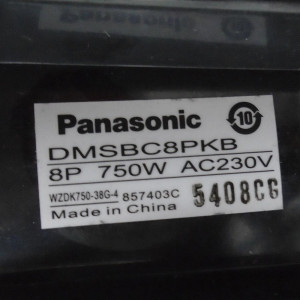 Motor Unidad Condensadora Vrf 202400300026 / 11002015000086 Wzdk750-38g-4
Sirve: E4prf90c / E4sprf90c / E4prf98c / E4sprf98c