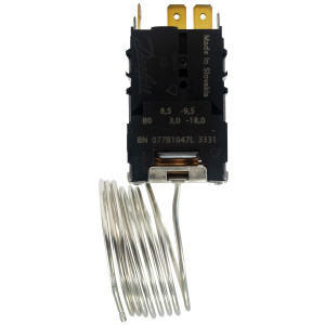 Danfoss 077B7105 Termostato de control Refrigerador 1 puerta 077B1047L Cut-in Frio -9.5C Cut-out Frio -18.0C Cut-in Caliente +8.5C Cut-Out Caliente +3.0C Capilar 1200mm
B0