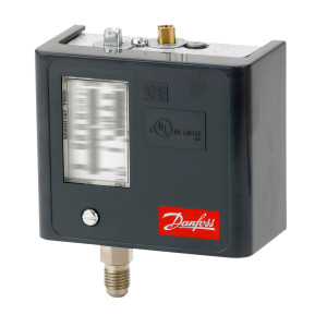 Danfoss 060-5237 KPU2 Low Pressure Switch, 6 to 30 psi, SPST (NO), Auto Reset, 1/4 in Male Flare Connection