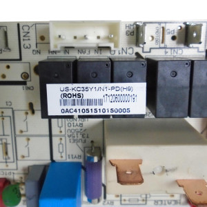 Tarjeta A.A. Portatil / Unidad Interna Us-Kc35y1/N1-Pd(H9).D.06.Nk1.1 17120600000191 / 201325490310
Sirve: Epor012c10a / Eihcu036cxxb
