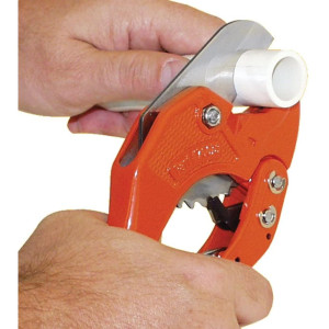 Uniweld 70078 Alicate Corta PVC tipo Ratchet hasta 1-5/8 pulg
