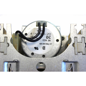 Whirlpool WP3351118 Timer Lavadora
Sirve: 3351118 3351118R 99989693 414-386-20 MX184-748-11 Whirlpool WP3351118 Timer Lavadora
Sirve: 3351118 3351118R 99989693 414-386-20 MX184-748-11