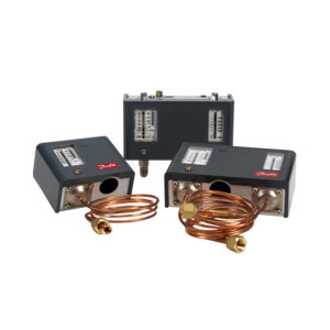 Danfoss 060L5215 KPU68 Termostato de Refrigeracion, Rango de Temperatura -5 a 35 C, SPDT, Reset Automatico, Sensor de Ambiente Danfoss 060L5215 KPU68 Termostato de Refrigeracion, Rango de Temperatura -5 a 35 C, SPDT, Reset Automatico, Sensor de Ambiente