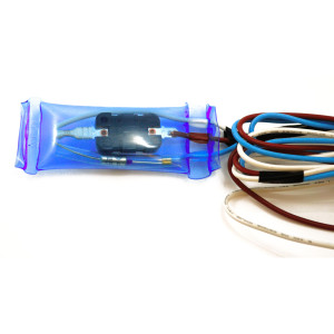 Appli Parts APBT-S2003F Bimetal Termico Tipo Asiatico 3 Cables Appli Parts Abre 12C y Cierra -5C Fusible a 72C Blanco / Marron / Azul, Referencia BIM-2003 / Termodisco Appli Parts APBT-S2003F Bimetal Termico Tipo Asiatico 3 Cables Appli Parts Abre 12C y Cierra -5C Fusible a 72C Blanco / Marron / Azul, Referencia BIM-2003 / Termodisco