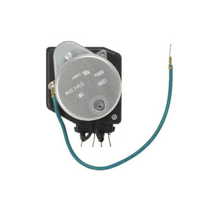 GE WR9X330DS Genuine OEM Defrost Timer 6hrs-25min 
Fits: 465026p03 WR9X330U GE WR9X330DS Genuine OEM Defrost Timer 6hrs-25min 
Fits: 465026p03 WR9X330U