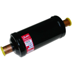 Danfoss 023Z0032 5/8in Liquid Line Refrigerant AC Filter Drier hvac refrigeration ODF 10.5-15.7tons Unidirectional 9-5/16in Long 3-1/8in Wide DCL 305S Danfoss 023Z0032 5/8in Liquid Line Refrigerant AC Filter Drier hvac refrigeration ODF 10.5-15.7tons Unidirectional 9-5/16in Long 3-1/8in Wide DCL 305S