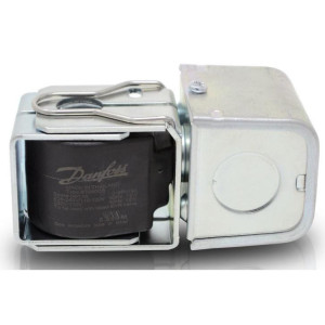 Danfoss 018F4180 Solenoid Coil Dual Voltage 208-240 V, 60 Hz, 110-120 V, 60 Hz, 230 V, 50 Hz, 13 W, BJ230CS, Junction Box